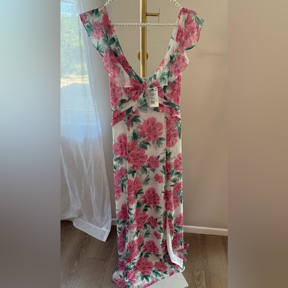 Lulus Sensational Spring White Floral Print Ruffled Maxi Dress - Picture 10 of 10